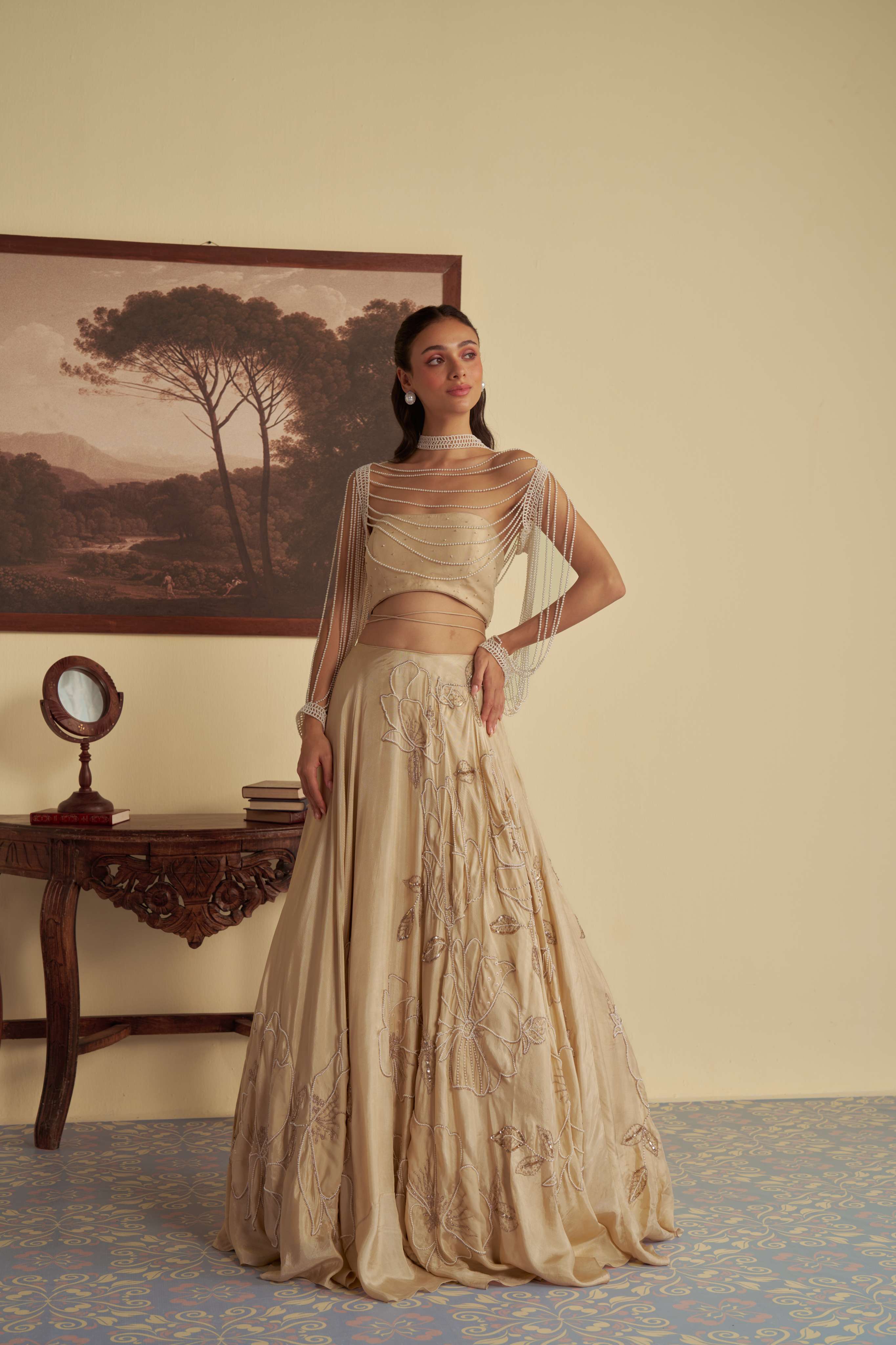 Victoria goldine lehenga